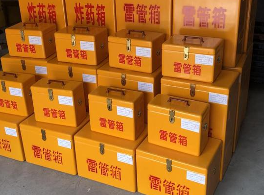易门玻璃钢雷管箱的使用寿命一般是多少？